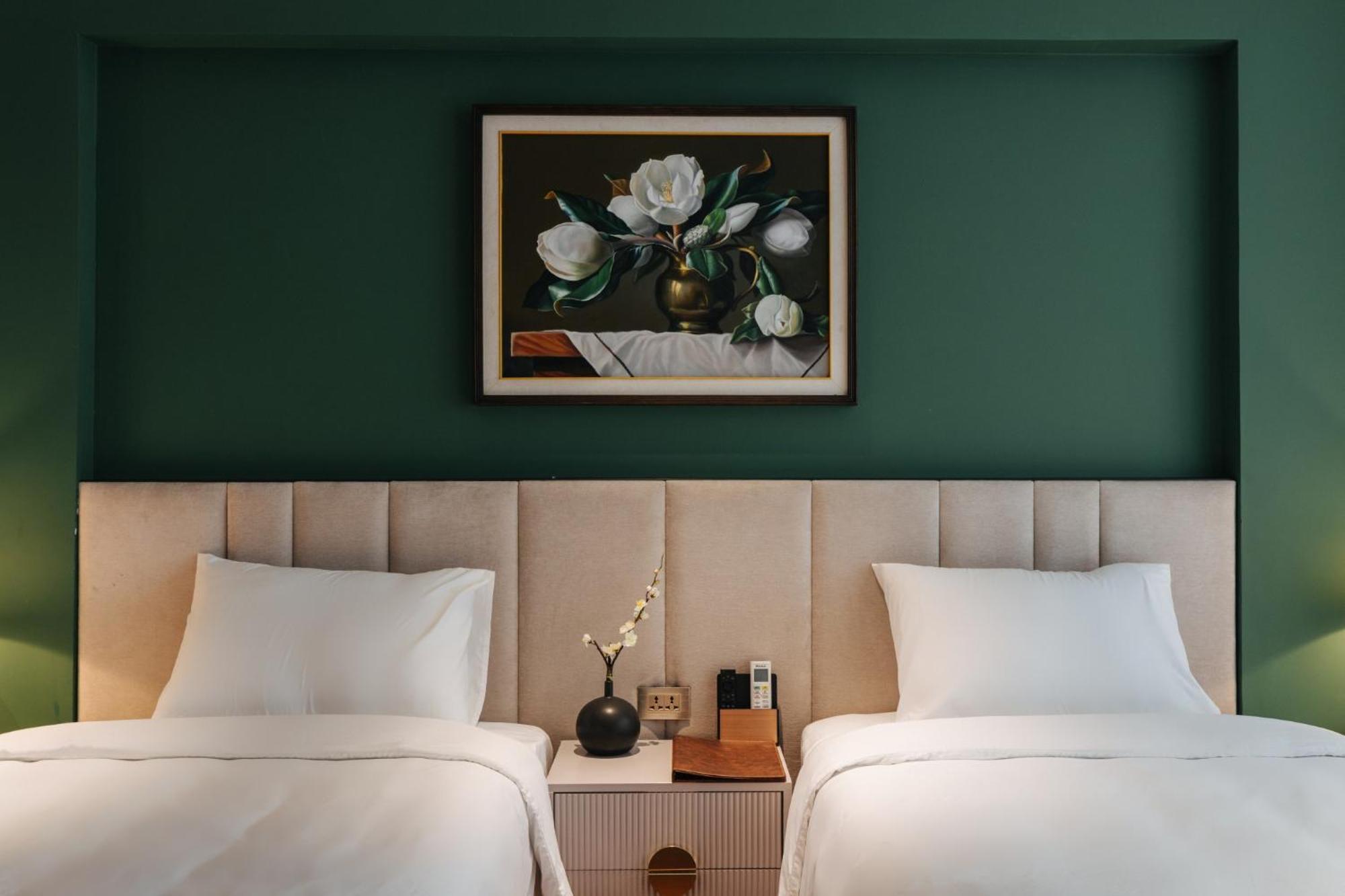 Sword Lake Hotel Hanoi Exterior foto